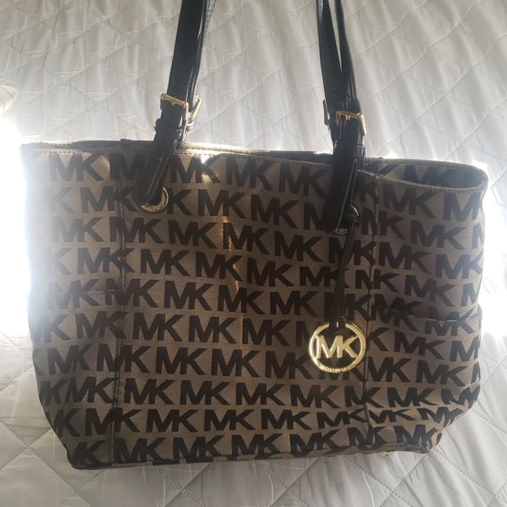 Michael Kors bag